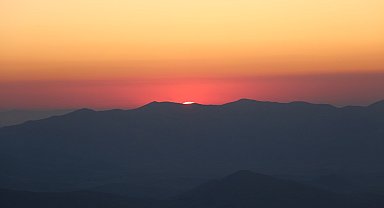 Bingöl'de 3 bin 200 rakımda 11 yıl sonra güneşin doğuşu izlendi