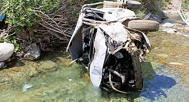 Bingöl'de kamyonet, uçuruma yuvarlandı: 2 ölü, 1 yaralı