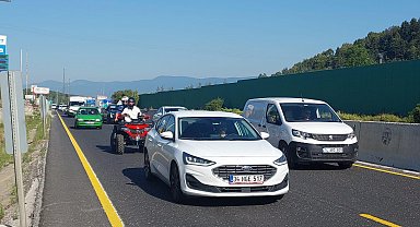 Bolu Dağı Tüneli'nin kapanmasıyla otoyol ve D-100 geçişinde araç yoğunluğu oluştu
