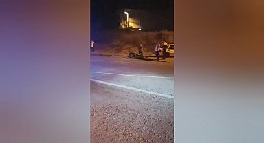 Bursa'da otomobille çarpışan motosikletteki 2 kişi ağır yaralandı