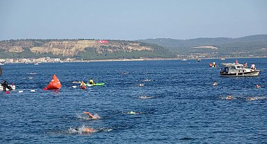 Çanakkale Boğazı Yüzme Yarışması'nın 37'ncisi gerçekleştirildi