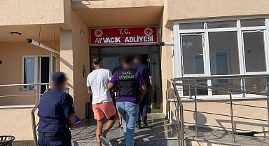 Çanakkale'de 19 kaçak göçmen ve 5 organizatör yakalandı