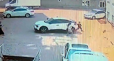 Çocukların park halindeki otomobilde güç denemesi faciaya neden oluyordu