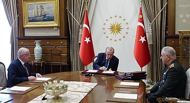 Cumhurbaşkanı Erdoğan, YAŞ kararlarını imzaladı