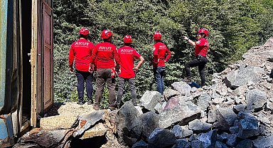 Dere yatağında cesedi bulunan Sezen'in ölümünde 4 tutuklama