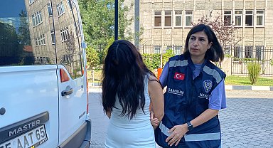 Durdurulan otomobilden uyuşturucu ve kaçak elektronik sigara ele geçirildi