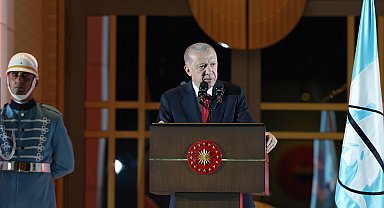Erdoğan: Büyük Zafer'den aldığımız ilham ve cesaretle, ülkemizi daha aydınlık geleceğe taşımak için var gücümüzle çalışıyoruz
