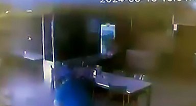 Eski dizi oyuncusuna silahlı saldırı kamerada