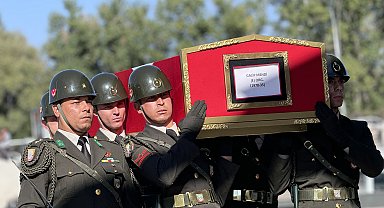 Eski Jandarma Genel Komutanı Mendi, son yolculuğuna uğurlandı