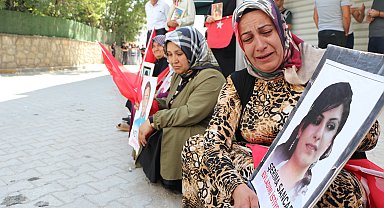 Evlat eylemine katılan babadan kızına, 'Teslim ol' çağrısı