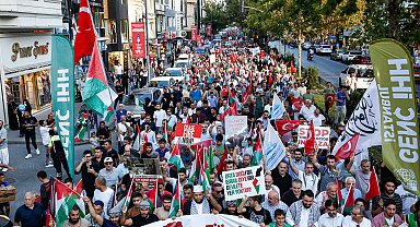 Fatih'te binlerce kişi Filistin için yürüdü