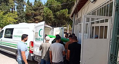 Gaziantep'te otomobile çarpan motosikletin sürücüsü öldü