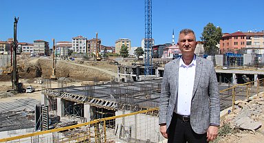 Gölcük Belediye Başkanı: Hasarlı olup, onarım ve güçlendirilmesi yapılmayan bina yok