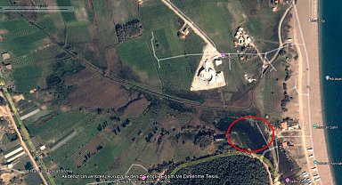 Gölün adım adım otoparka dönüşmesi, uydu fotoğrafında