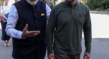 Hindistan Başbakanı Modi, Ukrayna Devlet Başkanı Zelenski ile bir araya geldi
