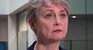 İngiltere, ülkedeki camilerin güvenliğini artırıyor