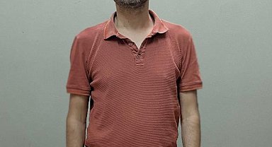 İstanbul - Adil Öksüz'ün yurtdışına kaçmasına yardım eden 3 kişi Beylikdüzü'nde yakalandı