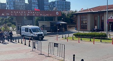 İstanbul- Arnavutköy'de öldürülen 4 çocuk annesi kadının cenazesi Adli Tıp'tan alındı