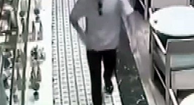 İstanbul - Avcılar'da saniyeler içinde cep telefonu hırsızlığı