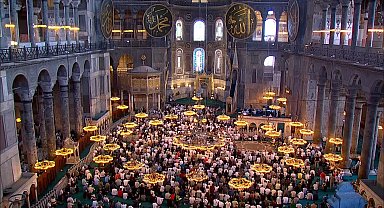 İstanbul - Ayasofya Camii'nde İsmail Haniye için gıyabi cenaze namazı