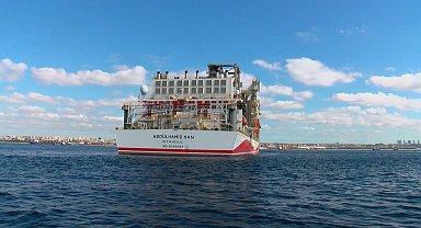 İstanbul - Bakan Bayraktar: Abdülhamid Han Sondaj Gemisi Karadeniz'de faaliyetlerine devam edecek