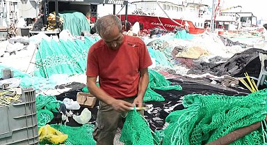 İstanbul - Balıkçılar av sezonu öncesinde son hazırlıklarını yapıyor