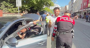İstanbul-Esenyurt'ta denetim sırasında uyuşturucu madde ticareti yapan şüpheli yakalandı