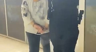 İstanbul - Esenyurt'ta site çevrelerinde denetim; çantasında narkotik madde bulunan şüpheli gözaltına alındı