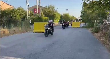 İstanbul- Esenyurt'ta yapılan denetimde hakkında yakalama kararı bulunan 4 kişi gözaltına alındı