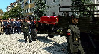 İstanbul - Eski Hava Kuvvetleri Komutanı Halil Sözer son yolculuğuna uğurlandı