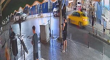 İstanbul - Fatih'te skuterle geldi husumetlisini vurup kaçtı