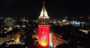 İstanbul - İstanbul'da tarihi mekanlara 'Zafer Bayramı' ışıklandırması
