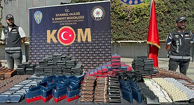 İstanbul - İstanbul'da ünlü markalara ait binlerce ürün ele geçirildi