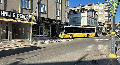 İstanbul-Pendik'te İETT otobüsü iş yerine girdi: 6 yaralı-1
