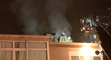 İstanbul - Sarıyer'de 4 katlı binanın çatısında yangın çıktı