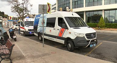 İstanbul- Sarıyer'de batan tekne: Denizde kaybolan 1 kişiyi arama çalışmaları sürüyor