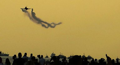 İstanbul-SOLOTÜRK, Yenikapı'da çevre tanıma uçuşu yaptı