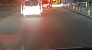 İstanbul - Sultanbeyli'de asker konvoyunda camdan sarkıp zik zak çizenlere 7 bin 152 lira ceza