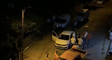 İstanbul- Ümraniye'de yol bakım aracıyla yol kesip, otomobil sürücüsünü darbettiler