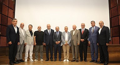 Kastamonu'da Hüsnü Açıkgöz anıldı ve 'Basın Onur Ödülleri' verildi