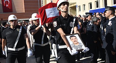 Kastamonu'da şehit polis memuru için tören; yaralı arkadaşı da katıldı