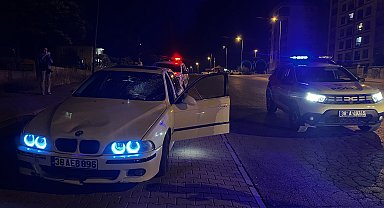 Kayseri'de yayalara çarpan otomobilin sürücüsü kaçtı: 2 yaralı