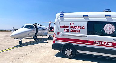 Kırklar Kilisesi Başpapazı Akyüz, ambulans uçakla İstanbul'a sevk edildi