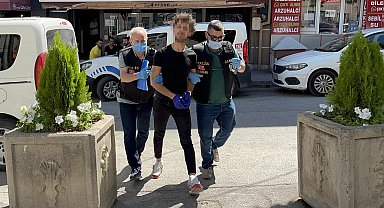 Köpeğe şiddet ve olayı görüntüleyenleri tehditten yeniden gözaltına alınan şüpheli adliyede