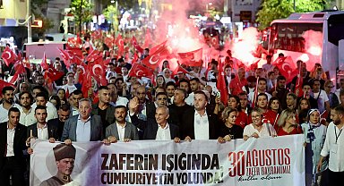 Küçükçekmece'de 30 Ağustos Zafer Bayramı coşkuyla kutlandı