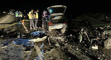 KÜTAHYA Düğün gecesi kaza; gelin-damat hayatını kaybetti