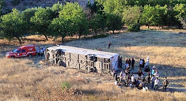 Malatya'da yolcu otobüsü devrildi; 3'ü ağır 22 yaralı