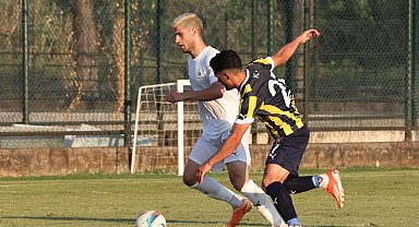 Menemen FK özel maçta Bucaspor 1928'i yendi