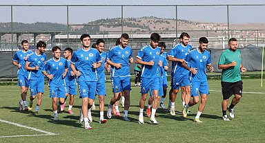 Menemen FK'da kamp bitti