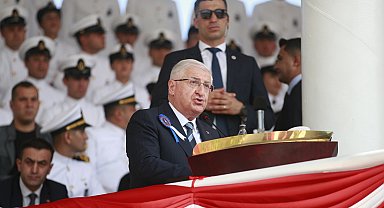 Milli Savunma Bakanı Güler: Yerli ve milli savunma sanayimizle ordumuzu donatıyoruz